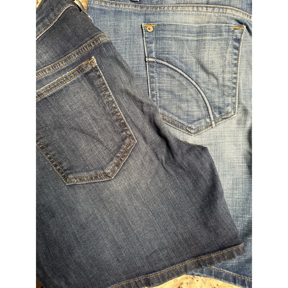 Lot of 2 Joe's Jeans Women's 31 Denim Shorts - Medium & Light Wash Stretch Lot